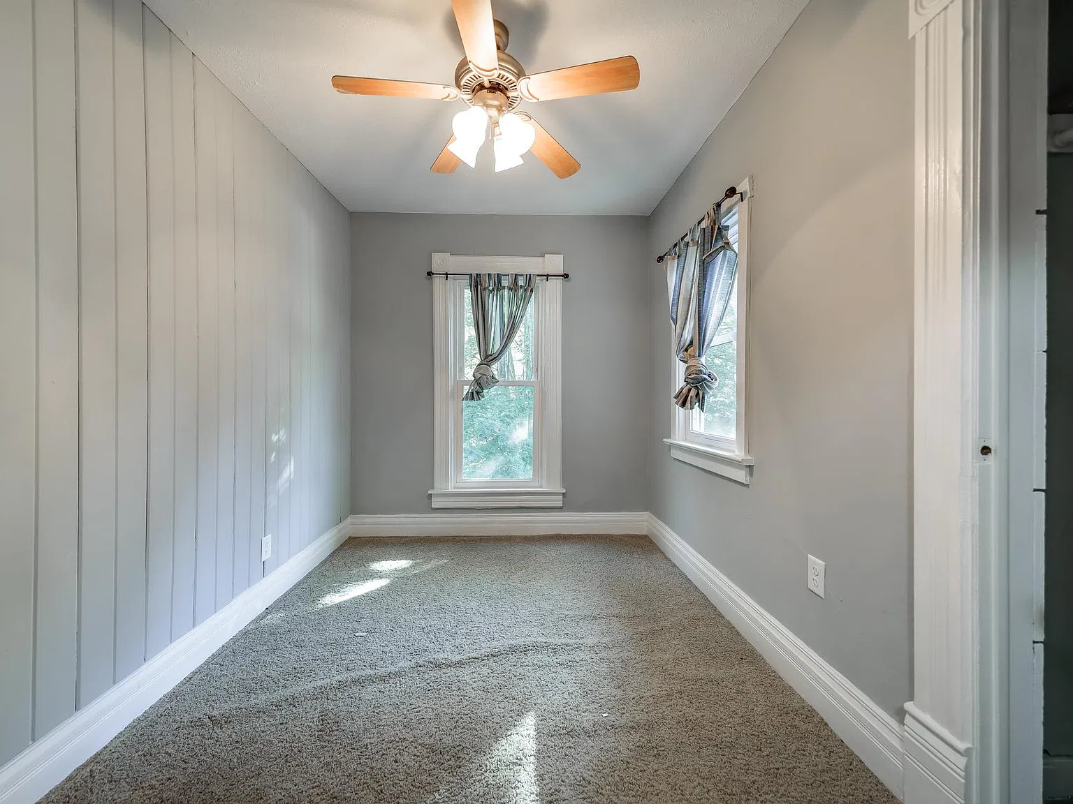 1740 Harwood St — Photo 4