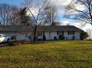 748 Amosite Rd, Elizabethtown, PA 17022