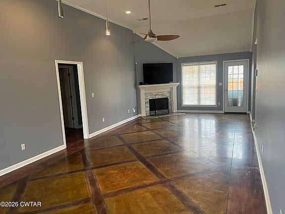3rd image of 110 Spindrift Dr