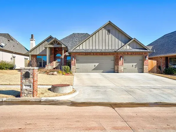 1203 NW Thornbury Dr, Lawton, OK 73505
