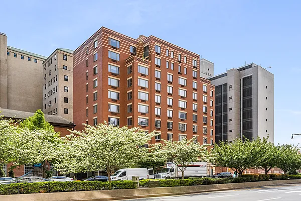 Sold by Compass | media 10