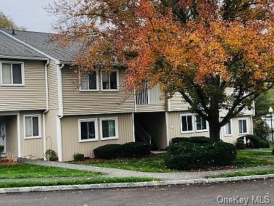 1st image of 404 High Meadow Ln