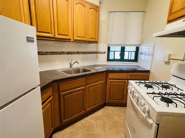 1503 Metropolitan Avenue #1G, Bronx, NY 10462