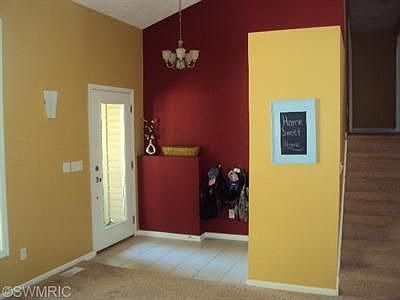 5th image of 7204 Bush Dr NE