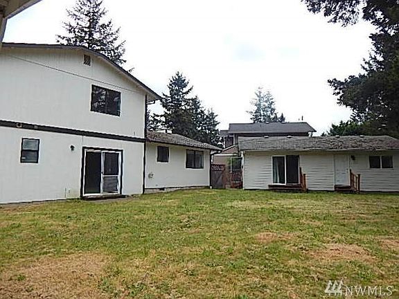 4th image of 1209 160th Street Ct E