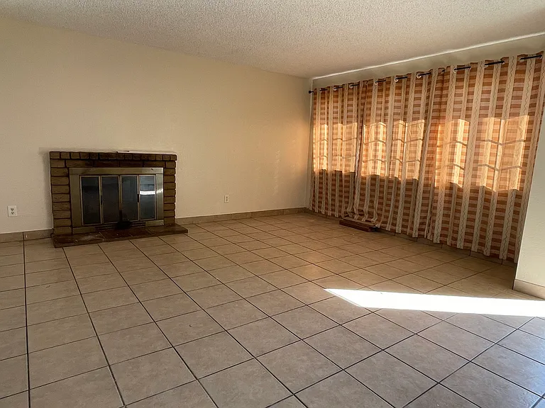1126 W Ralston St #A — Photo 15