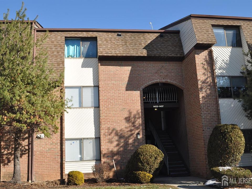 1st image of 1404 Edison Glen Ter