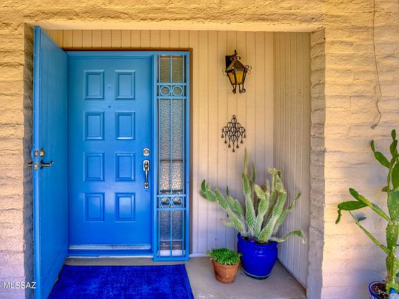 3rd image of 5210 N Paseo Del Arenal