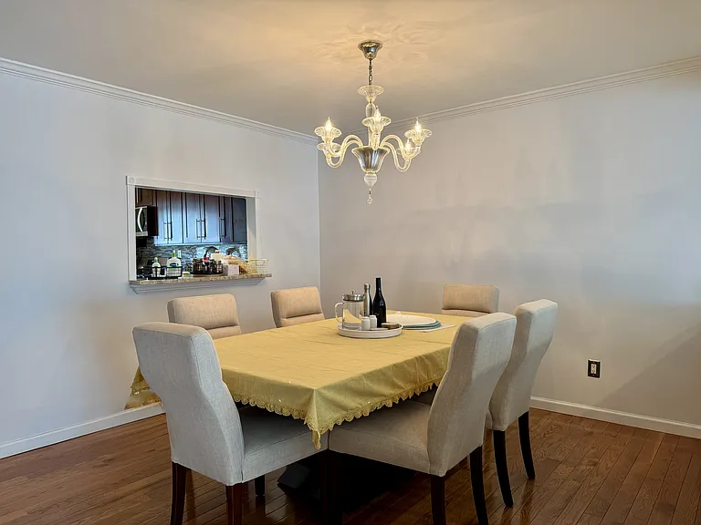 115 Chelsea Way — Photo 4