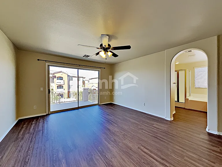 520 Moses Lake Ct — Photo 11