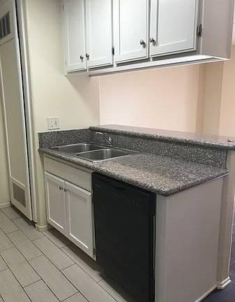 3rd image of 374 Shults St APT 103