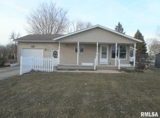 641 E Park St, Geneseo, IL 61254