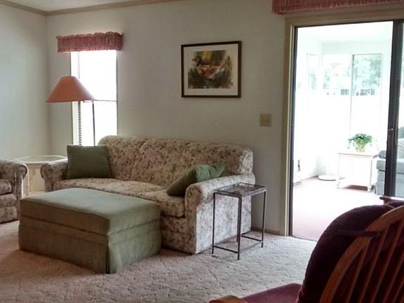 3rd image of 25448 Oak Aly