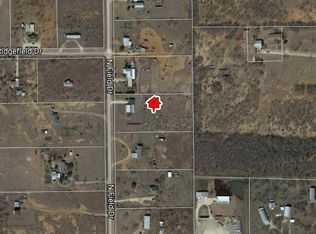 260 Northfield Dr, Pleasanton, TX 78064