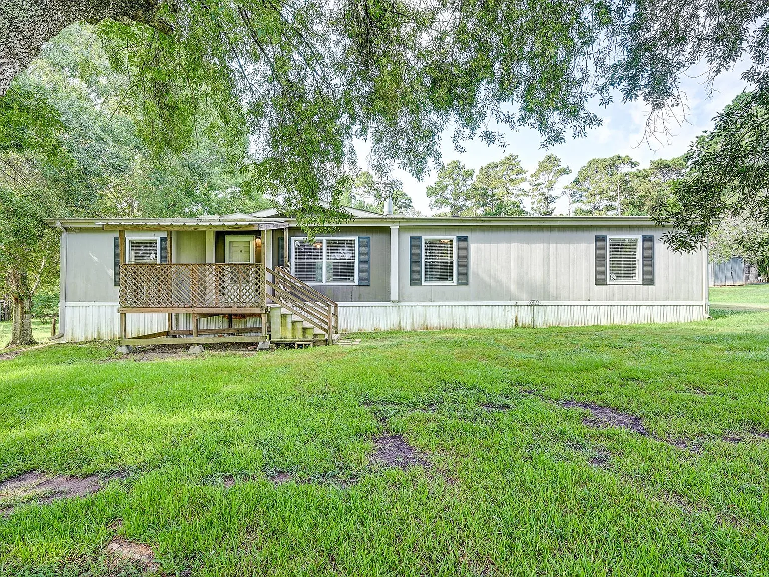 4 bed, 2.0 bath, 1980 sqft, $2,500 — Photo 1