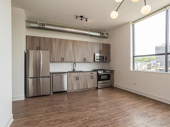 2nd image of 4234 N Western Ave APT 2B