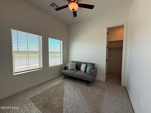 3rd image of 821 Harpendem Dr