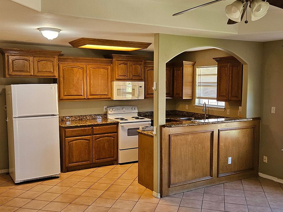 1st image of 501 Mississippi St APT B