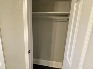 2214 E 34th St #1, Kansas City, MO 64109