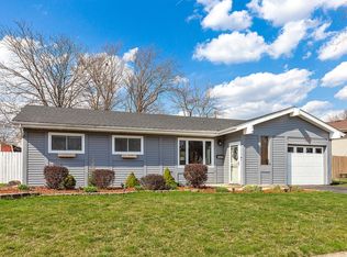 5172 Deerpath Rd, Oak Forest, IL 60452