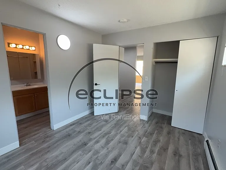 Summit View Apartments — Photo 128