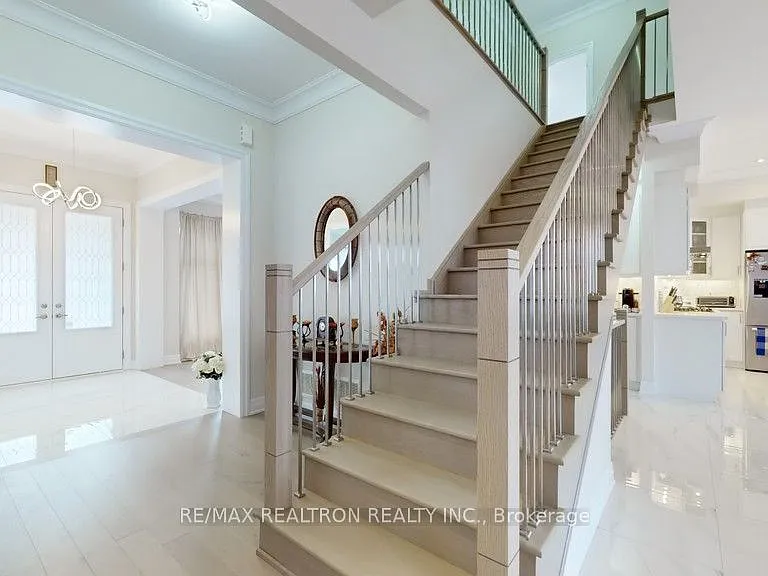 41 John Dallimore Dr — Photo 10