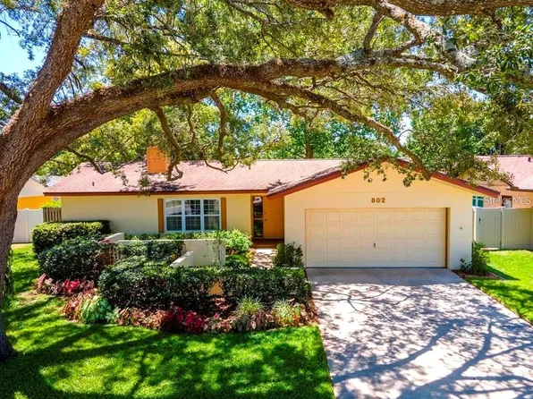 802 Gateway Ln, Tampa, FL 33613