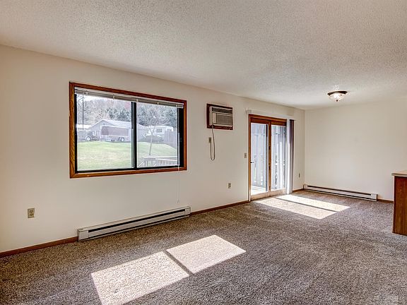 2nd image of 2820 Edgewood Dr SW #3