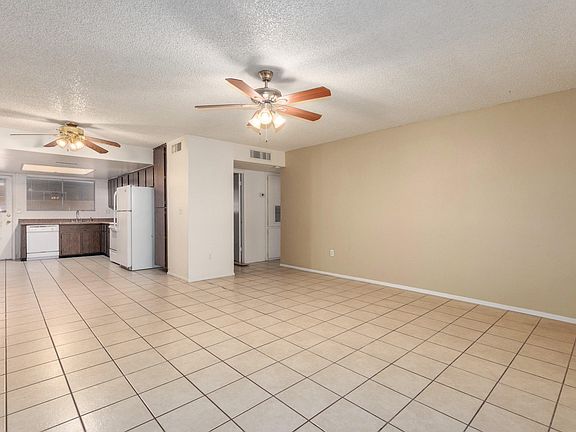 4th image of 8107 N 33rd Ave #2