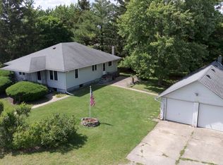 3208 W Old National Rd, Lewisville, IN 47352