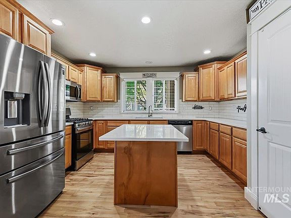5th image of 11545 W Tempe Ln