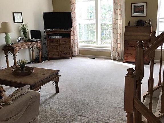 4th image of 11005 New Market Ct