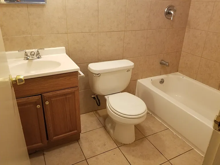 1621 Sacramento Ave #1 — Photo 3