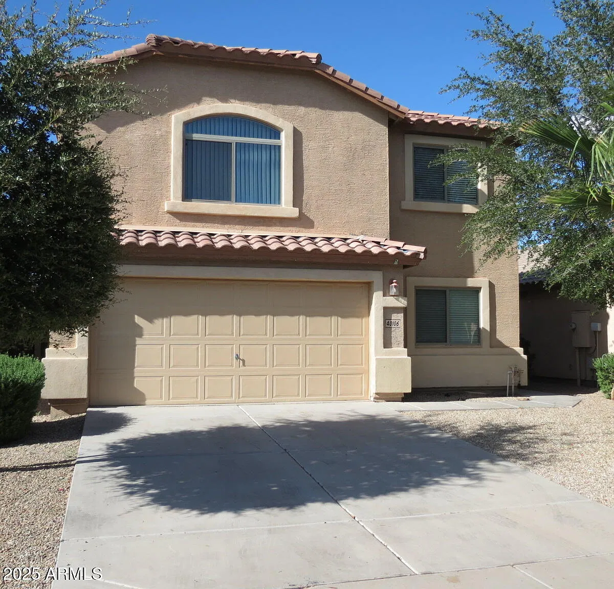 4 bed, 3.0 bath, 2196 sqft, $1,795 — Photo 1