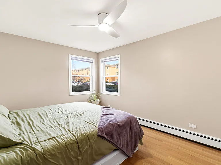5241 N Reserve Ave #1W — Photo 9