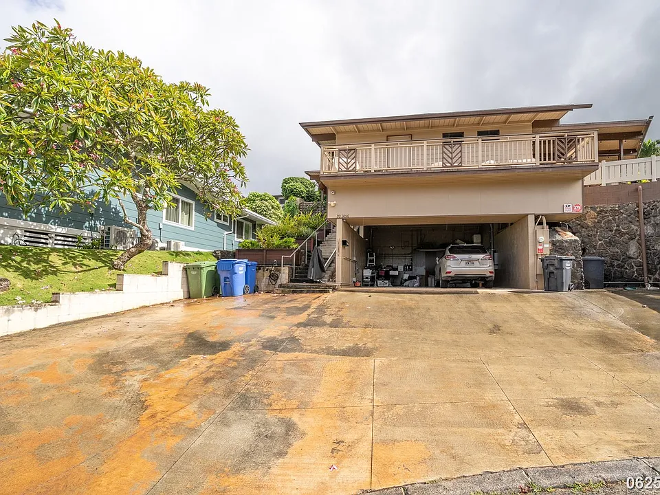 99-1056 Manako Pl #B