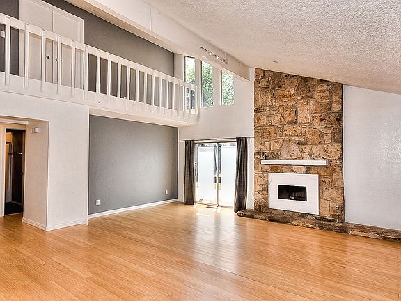 2nd image of 12213 Foxglove Ct