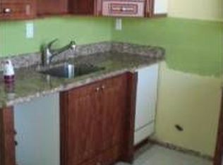 1381 NE 40th Pl, Oakland Park, FL 33334