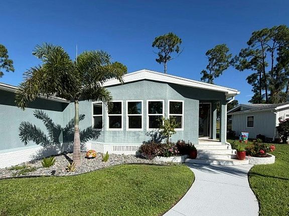 2nd image of 607 Sierra Madre Dr #607