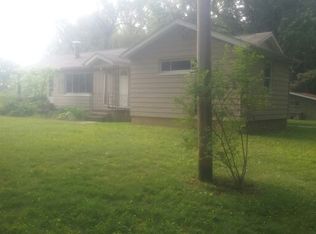 7998 Waterloo Rd, Atwater, OH 44201