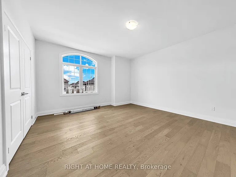 3 Speciosa St #UPPER — Photo 25