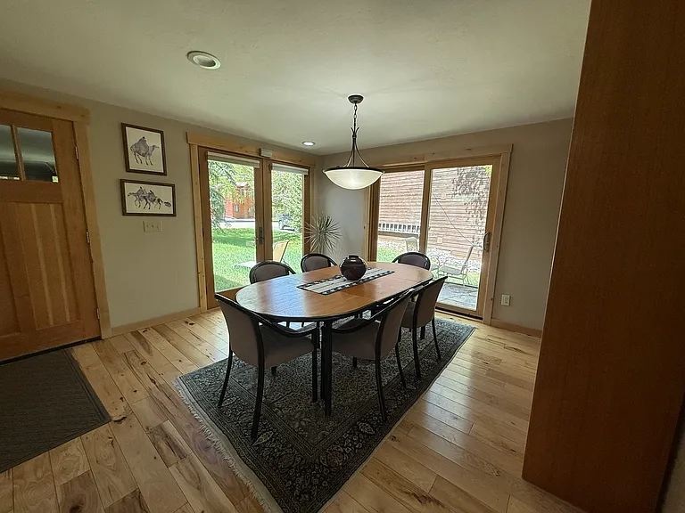 1250 Mesa Dr — Photo 12