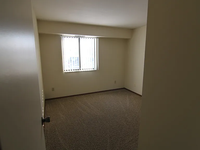 Wyndham Place Apartments — Photo 9