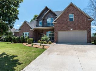 4135 E Eastpoint Dr, Fayetteville, AR 72701