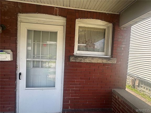 2nd image of 532 10th St