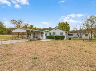 328 Creekview Meadows Dr, Springtown, TX 76082