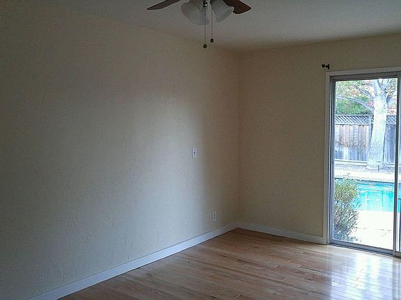 2nd image of 20393 Chalet Ln