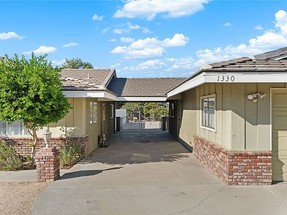 4th image of 1330 Eaton Ave