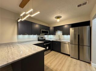 13 Cedar Ct UNIT G, East Haven, CT 06513