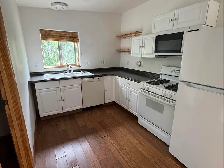 W Sands Dr — Photo 6
